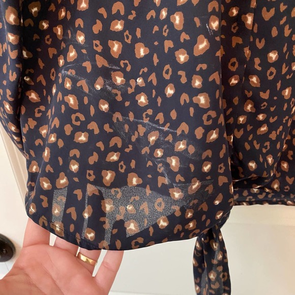 West Kei Navy Blue Blouse Sheer Tie Front Size XS - Picture 3 of 6